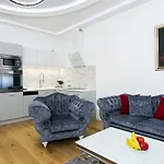 Old Town Cristal Apartment By Otium